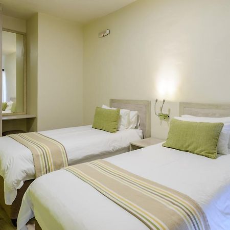 St Michaels Sands Hotel & Time Share Resort Шели Бийч Екстериор снимка