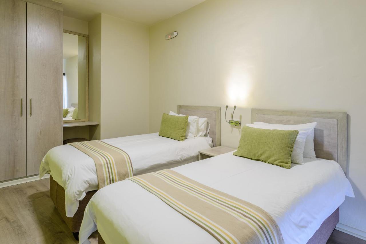 St Michaels Sands Hotel & Time Share Resort Шели Бийч Екстериор снимка